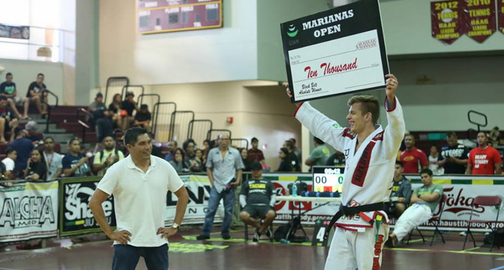 Keenan beats Leite and Fowler in Guam